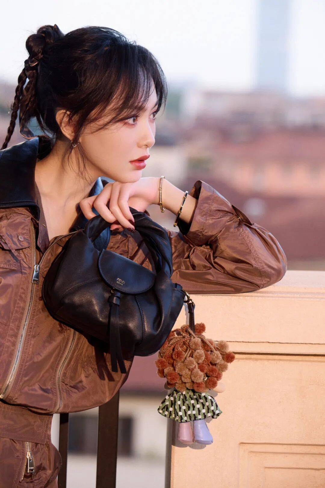 时装周上的女明星<strong></p>
<p>币安网址</strong>，秋冬氛围感一键封顶！