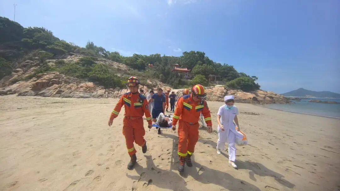 打卡拍照<strong></p>
<p>币安交易所官网</strong>，再美也不能用生命对焦