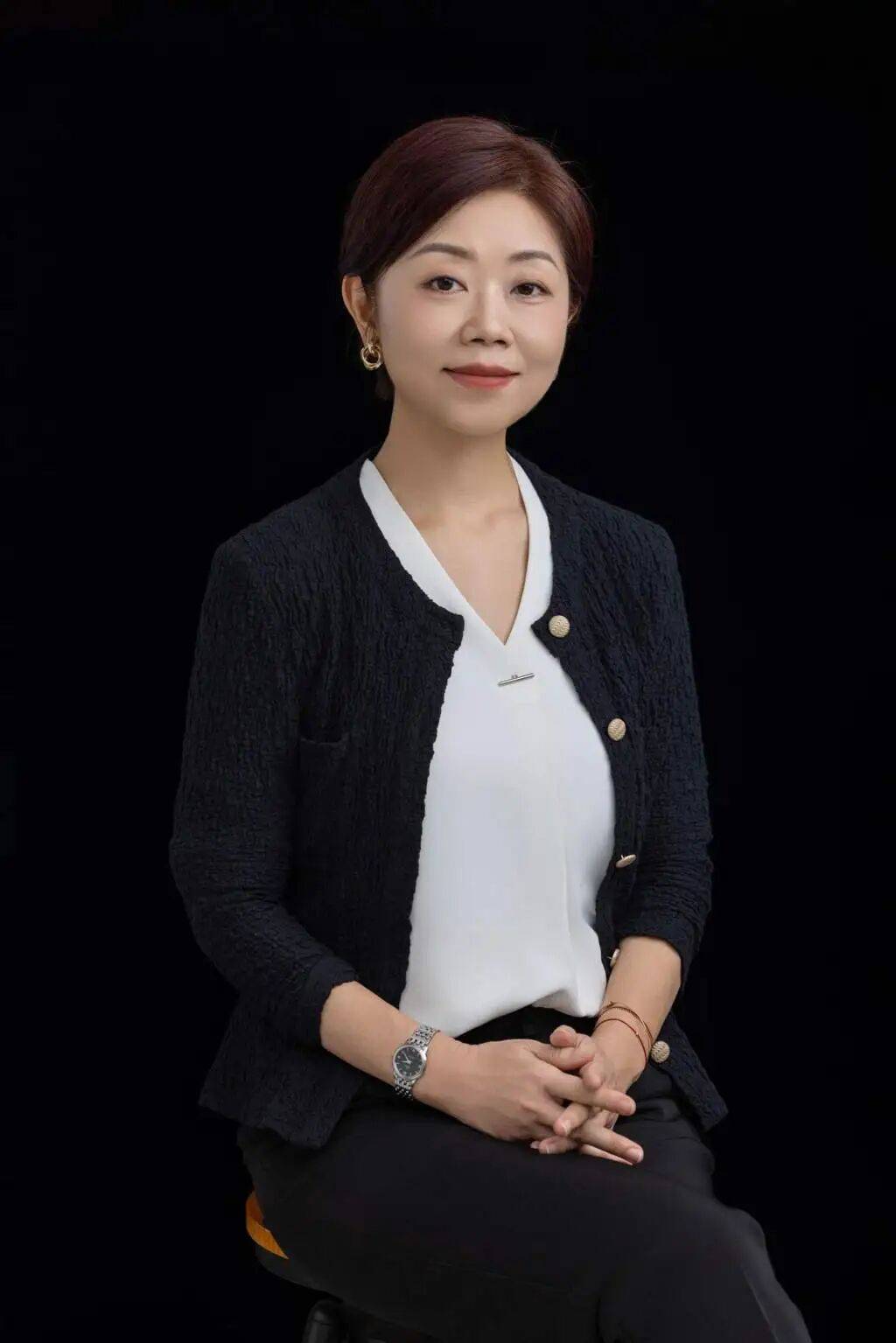 大使蒋小燕，正式赴任