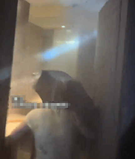 客人在酒店随手一挂<strong></p>
<p>币安binance</strong>，事后收到16万元“天价账单”！