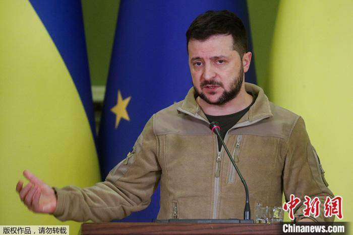 泽连斯基召开最高统帅部会议 聚焦对俄远程打击能力