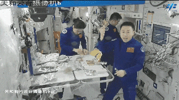 太空烧烤？？来看航天员们的“吃饭历程”<strong></p>
<p>火币钱包</strong>！
