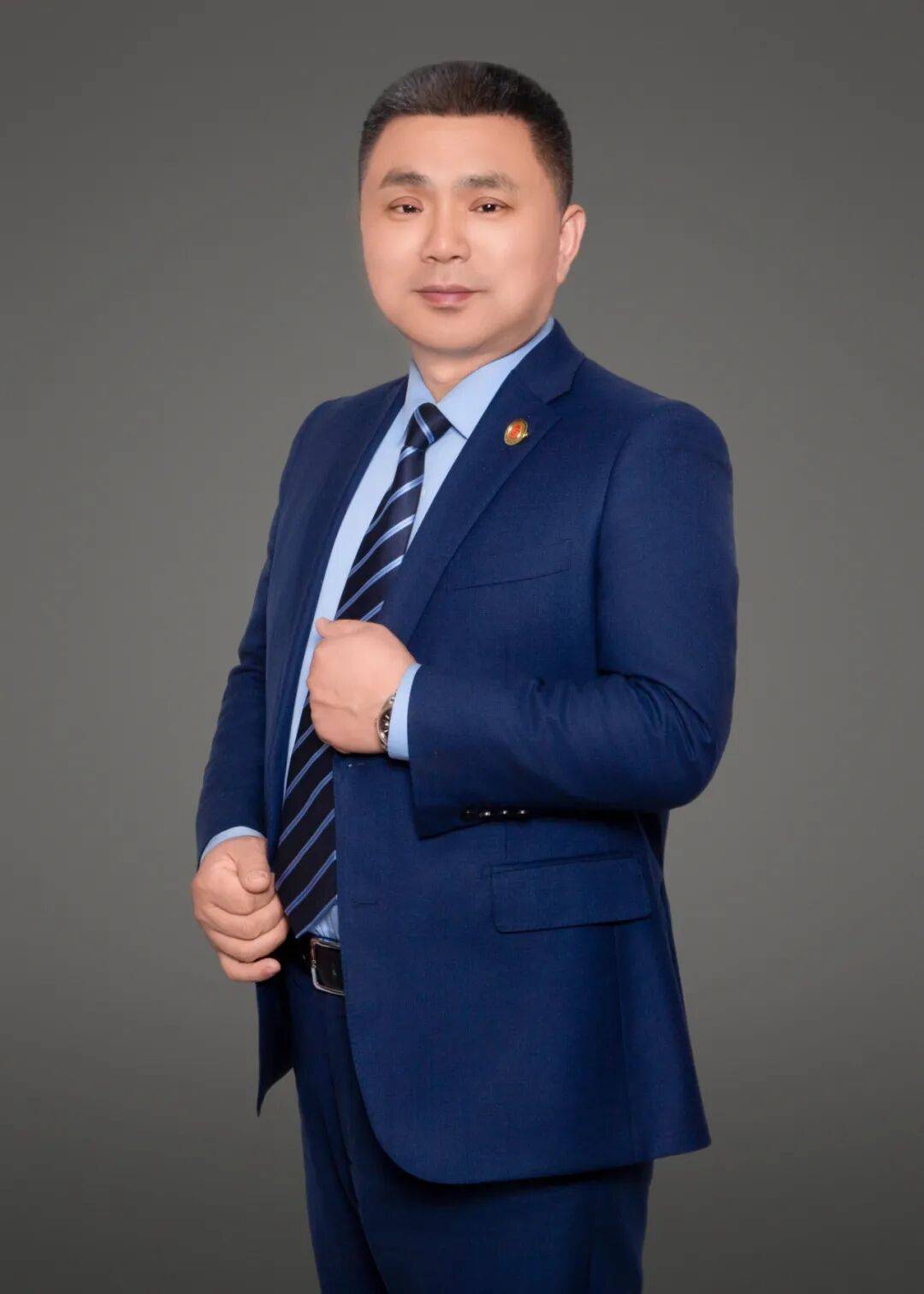 二姐夫帮忙装修房子<strong></p>
<p>SHIB行情</strong>，铺瓷砖后卷走3万多装修款，这是违约还是诈骗？