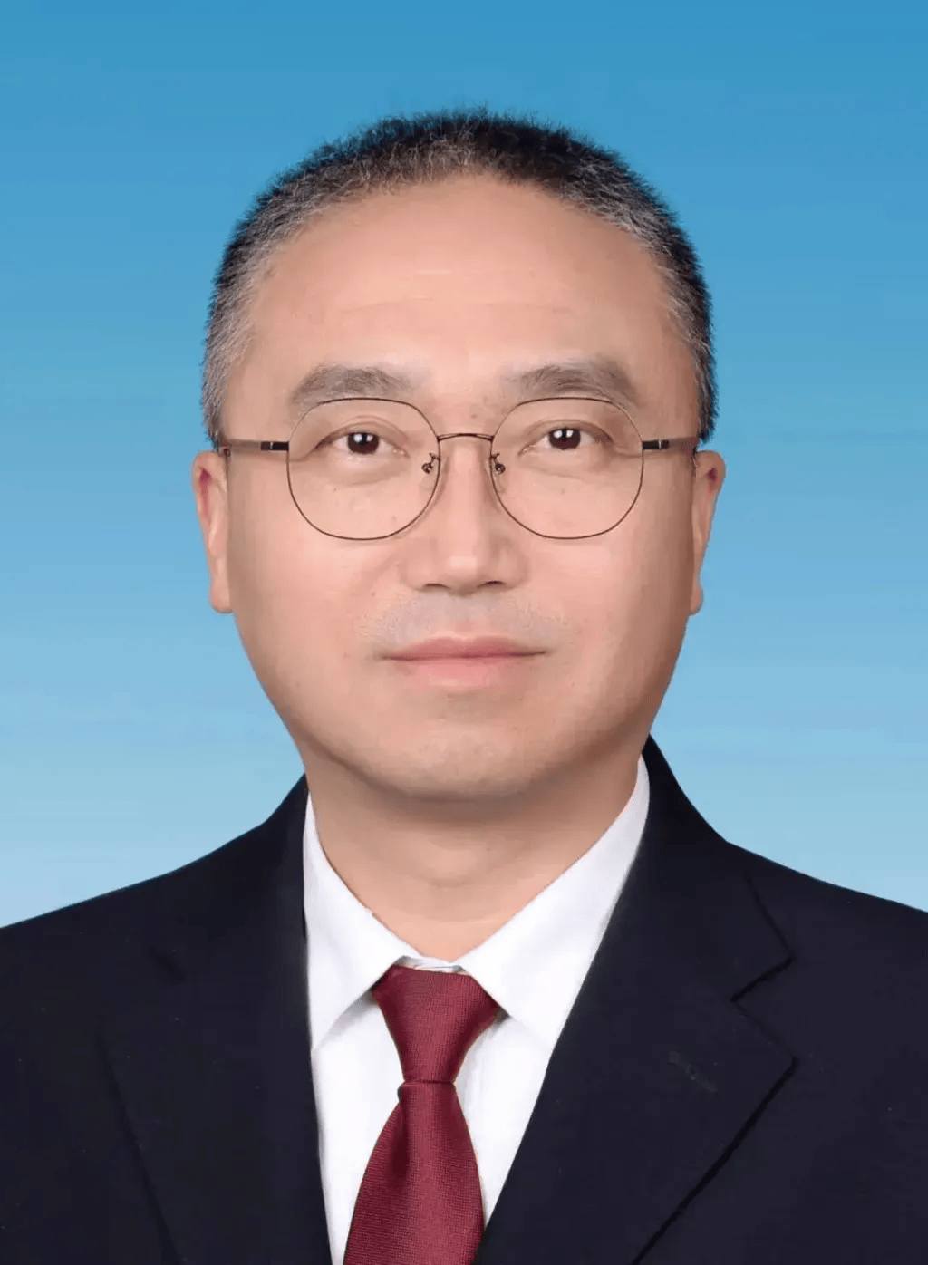 多名省级党委秘书长调整<strong></p>
<p>SHIB价格</strong>，4人跨省履新