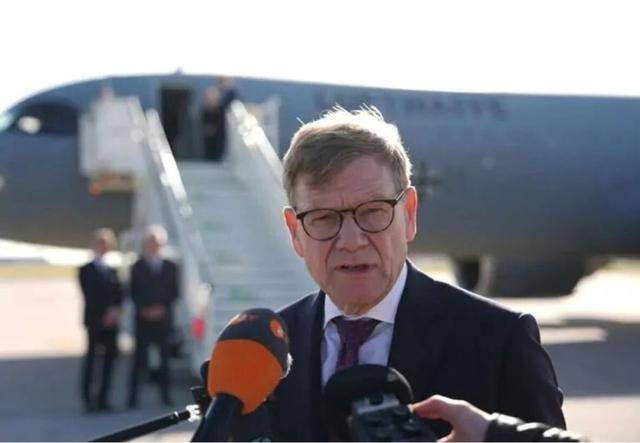 连续有两位国王访华<strong></p>
<p>SHIB价格</strong>,其中一位是建交以来首访,证明了什么?