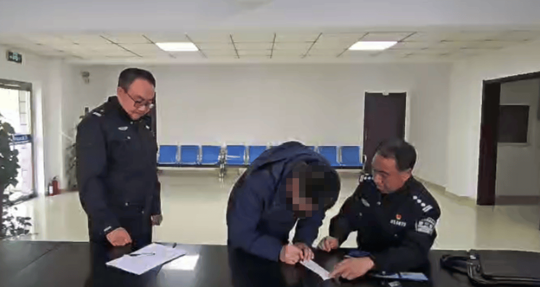 8人穿“警服”为婚礼开路？后续来了<strong></p>
<p>LUNA币最新消息</strong>！