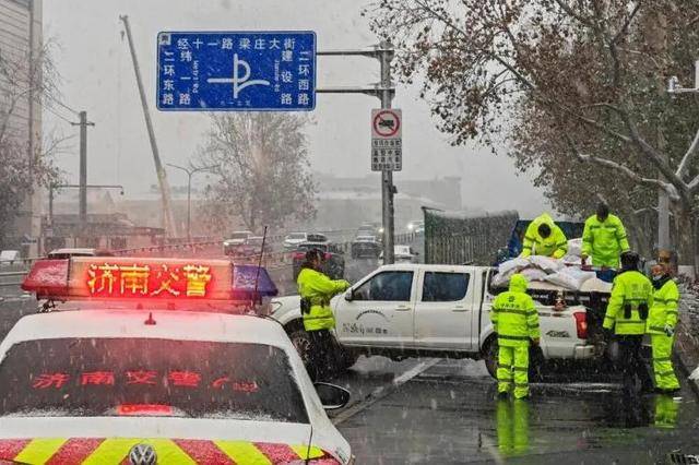 外交部发言人毛宁点赞山东德州交警<strong></p>
<p>ZB.COM</strong>!