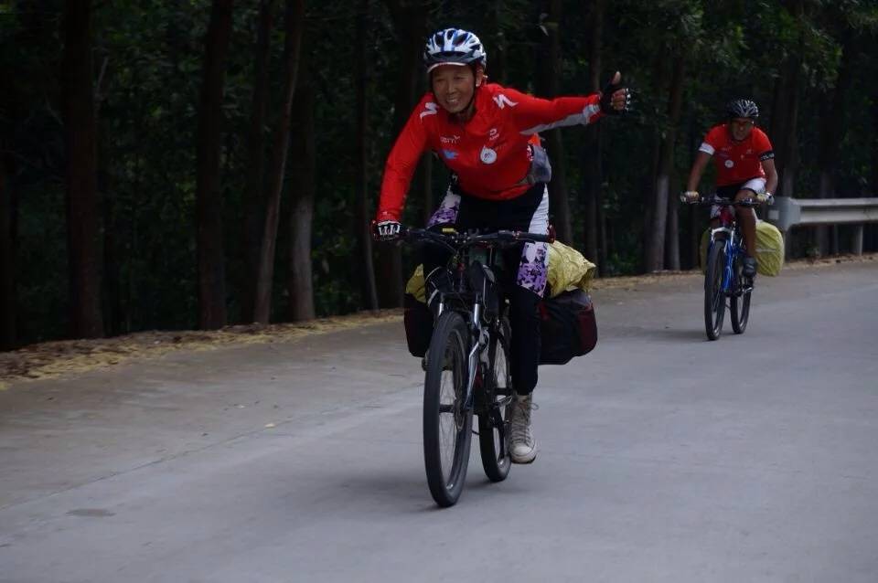 71岁奶奶获健美比赛冠军:被儿媳夸偶像<strong></p>
<p>世界虚拟货币前十交易所</strong>,无视“老了就在家等死”的言论