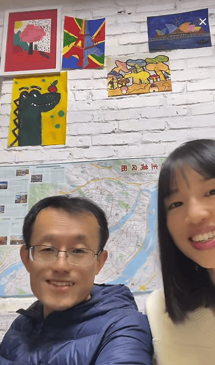 张水华辞职后携老公直播秀恩爱<strong></p>
<p>插针</strong>,称白岩松是自己恩人